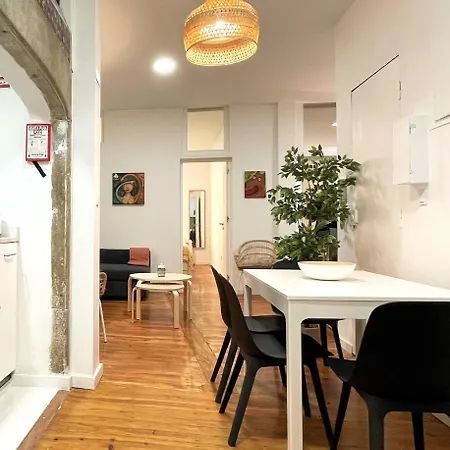 Sj2e Historic Baixa For 6 - Steps From Augusta Arch In Downtown! Apartment