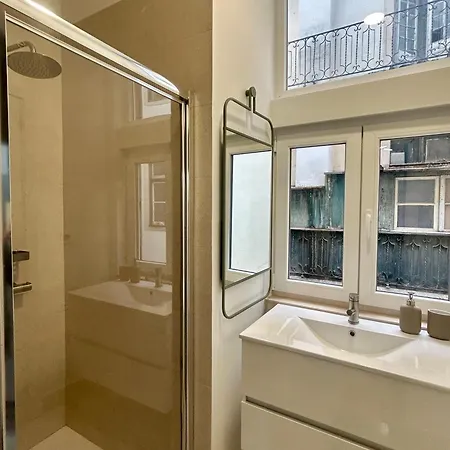 Sj2e Historic Baixa For 6 - Steps From Augusta Arch In Downtown! * 리스본